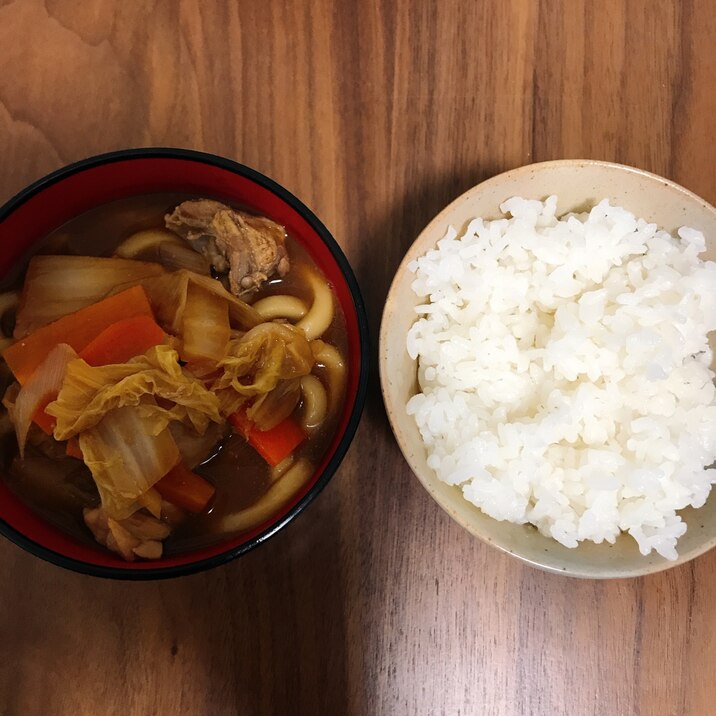 冬に食べたい味噌煮込みうどん